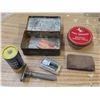 Image 3 : 2 tins full of vintage shaving items (razors, brushes, blades , etc)