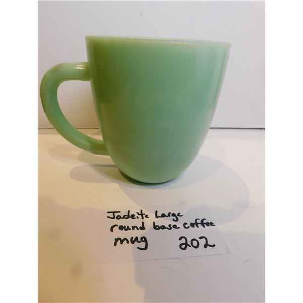 JADEITE LARGE ROUND BASE COFFEE MUG