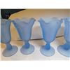 Image 2 : 4 VINTAGE BLUE FROSTED PARFAIT CUPS