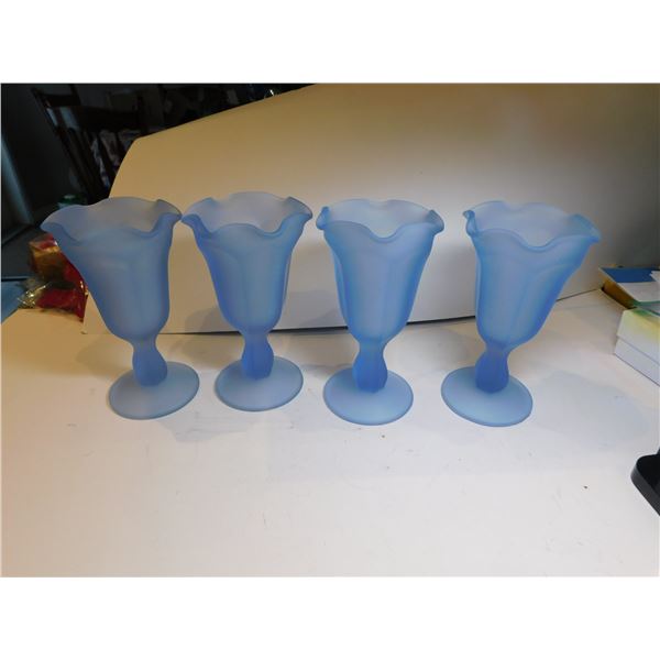 4 VINTAGE BLUE FROSTED PARFAIT CUPS
