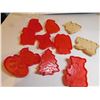 Image 2 : VINTAGE PLASTIC COOKIE CUTTERS