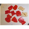 Image 3 : VINTAGE PLASTIC COOKIE CUTTERS