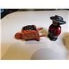 Image 3 : METAL SALT AND PEPPER SHAKER, MAN AND WHEELBARROW