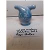 Image 2 : 1933 GRAIN EXHIBITION SALT AND PEPPER SHAKER