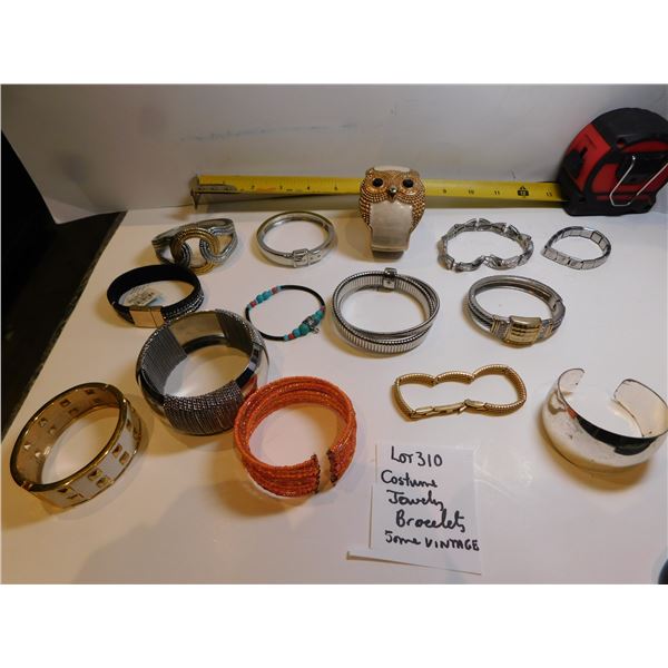 COSTUME JEWLLRY BRACELET LOT