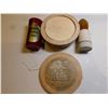 Image 2 : VINTAGE SHAVING SUPPLIES