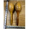 Image 2 : Vintage Wooden Maracas.