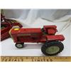 Image 2 : A-C-Massey Ferguson Metal Toys