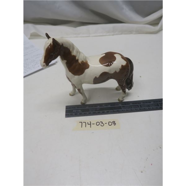 beswick horse 7"tall