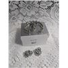 Image 2 : Iridescent Rhinestone Clip Earrings, Bracelet and Adjustable Ring