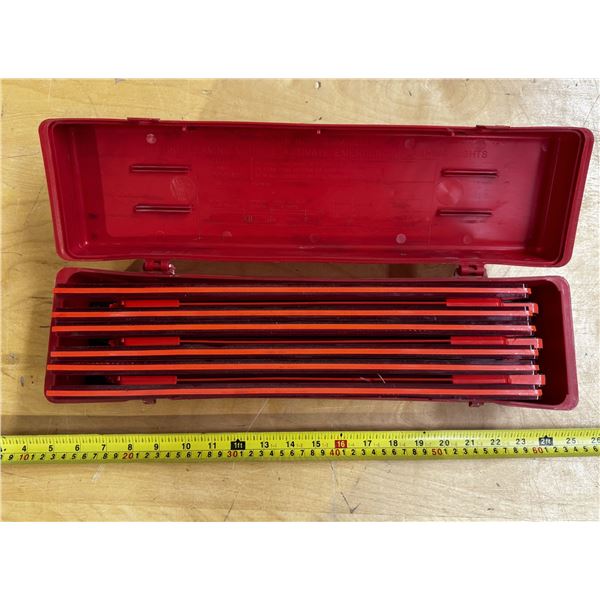Set of 3 Triangle Flare Kit.
