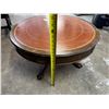 Image 3 : Vintage Coffee Table.