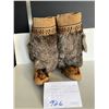 Image 2 : Mukluks - beadwork - rabbit - heal to toe 9" - size 8?