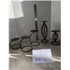 Image 1 : 5 iron candle stands