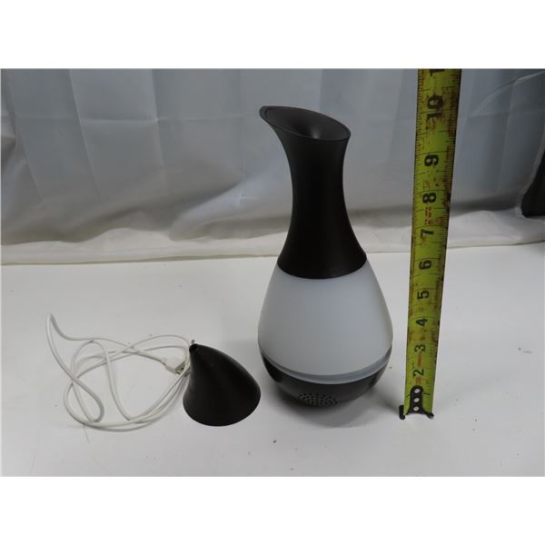 Aromatherapy diffuser