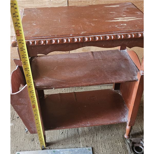 side table with a magazine holder 23 1/2"X 19 1/2"X 12 1/2"
