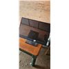 Image 1 : Dell inspiron 24-3475 AIO AMD 8 GB Ram 1 TB touch screen windows 10