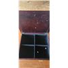 Image 2 : picture box with 5 small frames