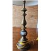 Image 2 : decorative lamp