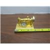 Image 1 : gold miniature singer sewing machine clock