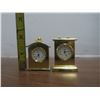 Image 3 : two miniature clocks