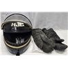 Image 2 : SNOWMOBILE HELMET WITH GLOVES XXL 8"