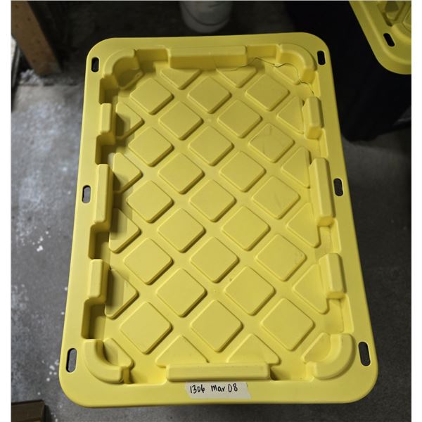STRONG BOX WITH LID 27 GALLONS