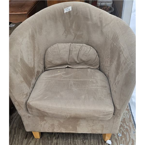 grey chair