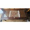 Image 1 : long coffee table