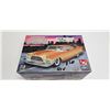 Image 1 : 1/25 scale 1957 Chrysler 300C Street Custom model kit