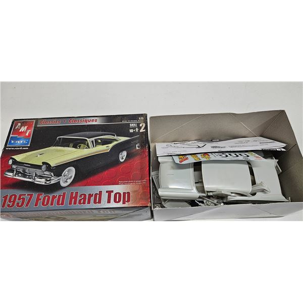 1/25 scale 1957 Ford HardTop model kit