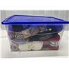 Image 1 : BIN OF YARN