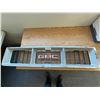 Image 2 : *OFFSITE* Grill for GMC truck