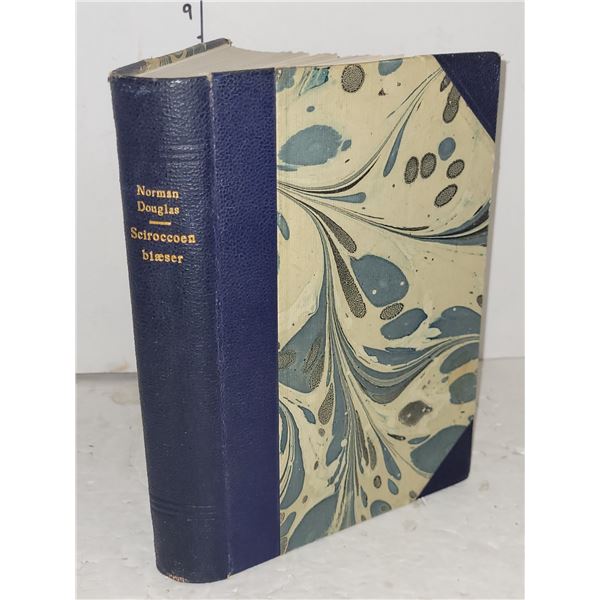 Sciroccoen Blaeser, Norman Douglas