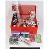 Image 1 : CONTAINER FULL OF CRAFTING SUPPLIES INCLUDING