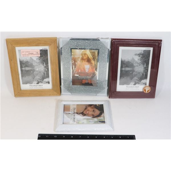 LOT OF 4 SMALL PICTURE FRAMES 3 ARE SEALED