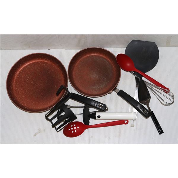 THE ROCK FRYER PANS (USED) SOLD WITH