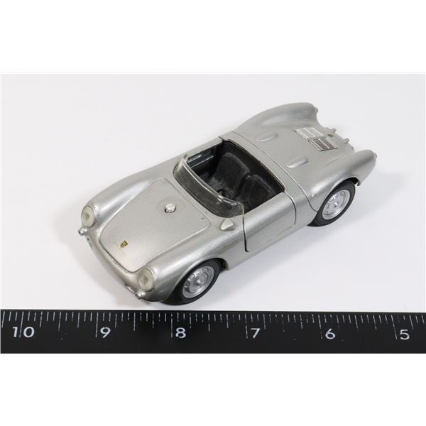 PORCHE 550 SPYDER 1/32 SCALE DIE CAST CAR