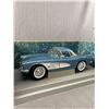 Image 2 : 1/18 Scale Corvette Die Cast Metal Collectible On Display