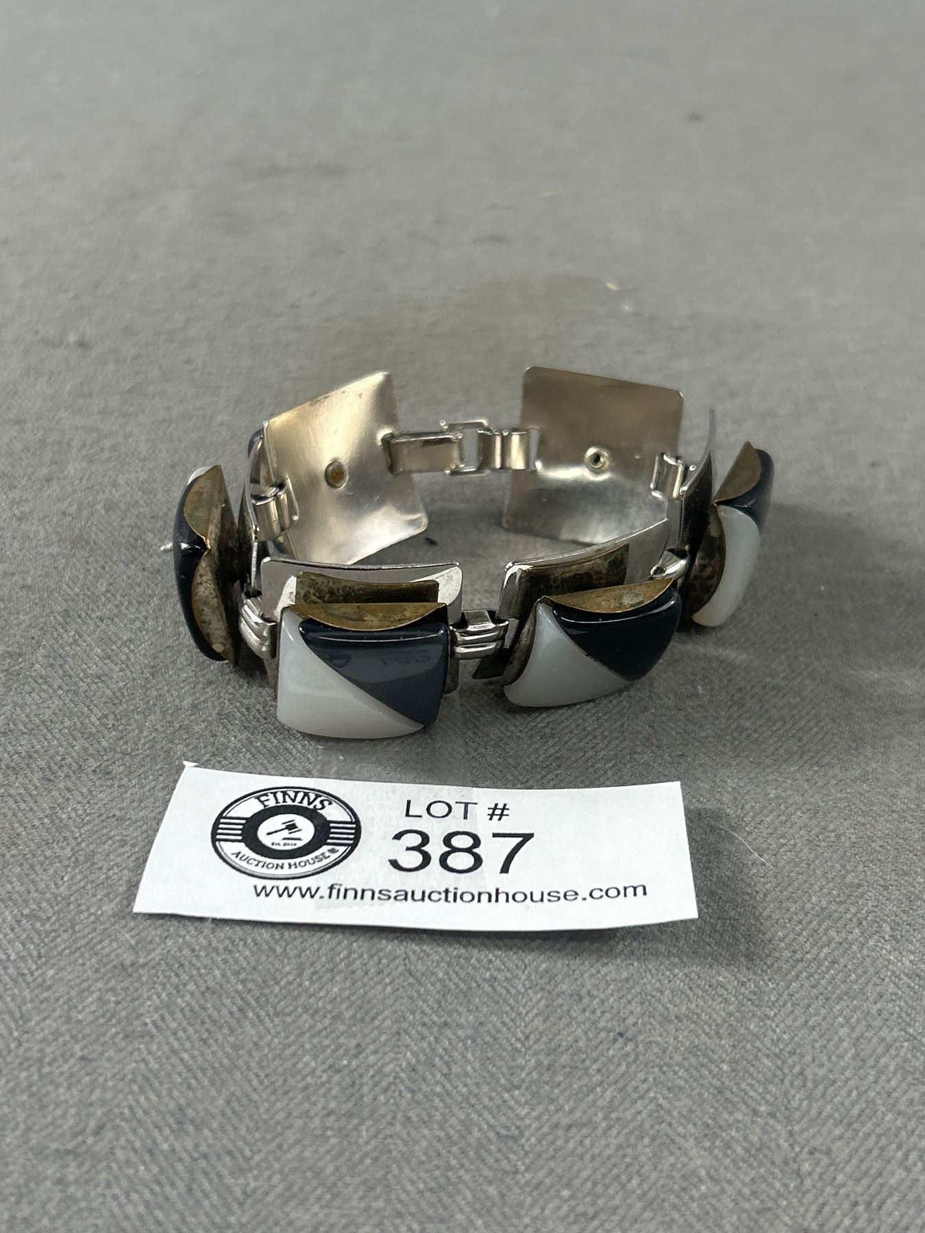Art Deco Style Bracelet art-deco-style-bracelet