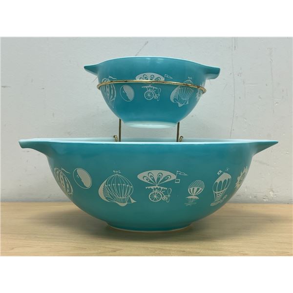 Pyrex Balloons Promotional Chip & Dip Set (4 Qt & 1.5 Pt bowls)