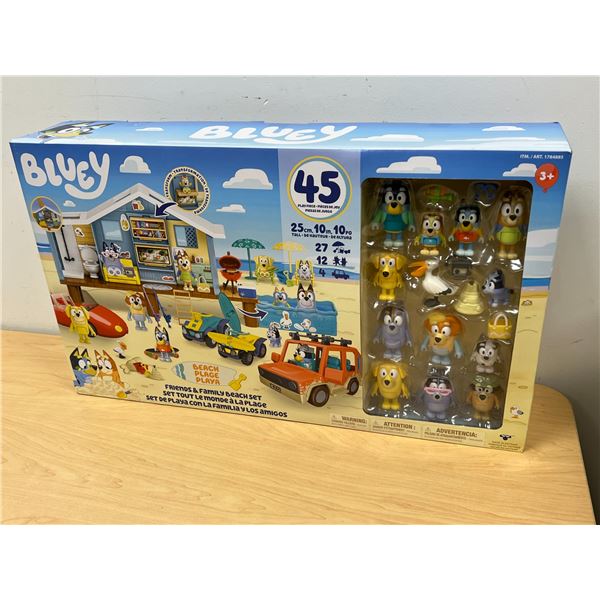 New Sealed Bluey Friends & Family Beach Set - see all photos for size and details