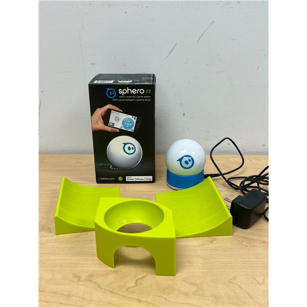 Sphero 2.0 For iPod / iPhone / iPad - no manual, see all photos for details