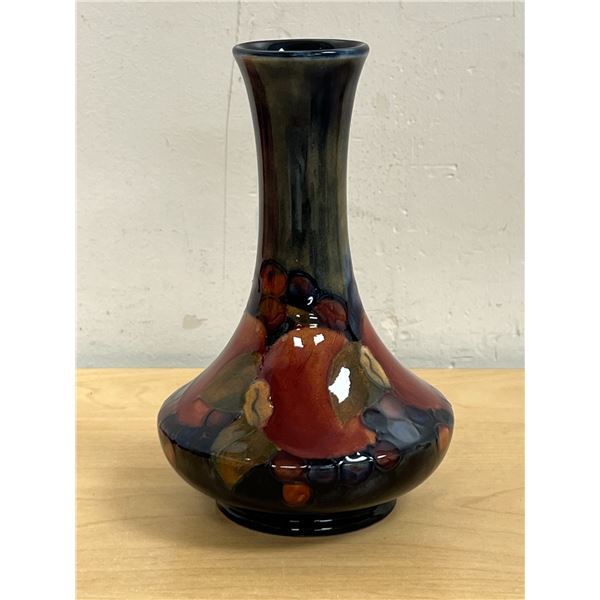 Moorcroft (England) Vase 6"T