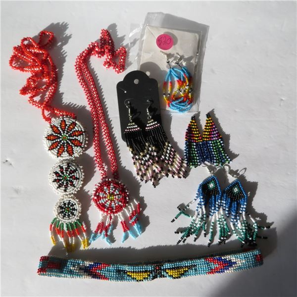 Beaded jewelery lot - see description and photos