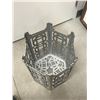 Image 4 : Unusual Metal Decorative Side Table - 15.5"W 20"T