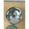 Image 5 : Mid Century George W. Horner Tin Storage Canister 7"T