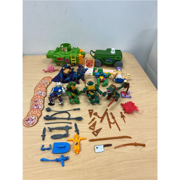 Vintage Teenage Mutant Ninja Turtles Lot - see all photos for details