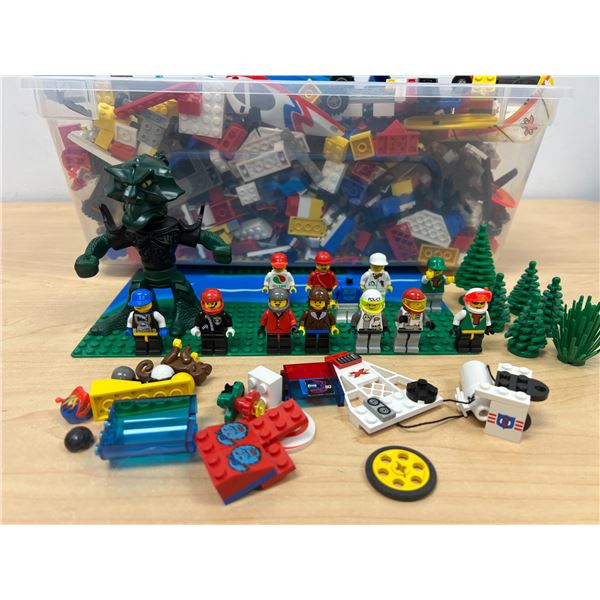 Container of LEGO pieces & Minifigures Minifigs (container approx: 15x9" & 6"T)