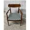 Image 9 : 4 AMAZING Mid Century Dining Chairs - 2 Arm Chairs & 2 Side Chairs